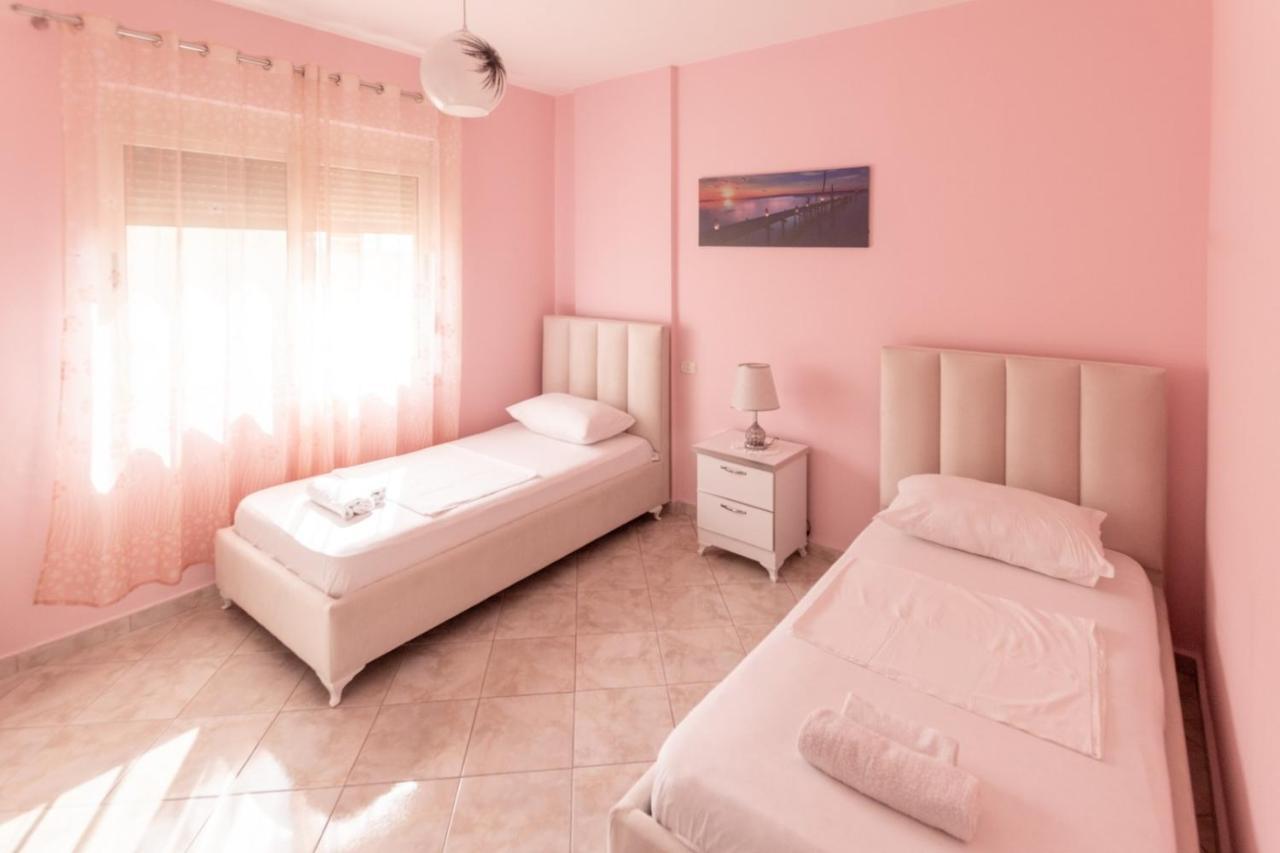 Spacious 2 Bedroom Apartment In Durres Beach Luaran gambar